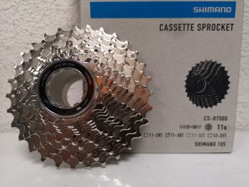 Used Shimano Cassette 105 CS-R7000 11V. 11-30 dts bike — image 2 of 2
