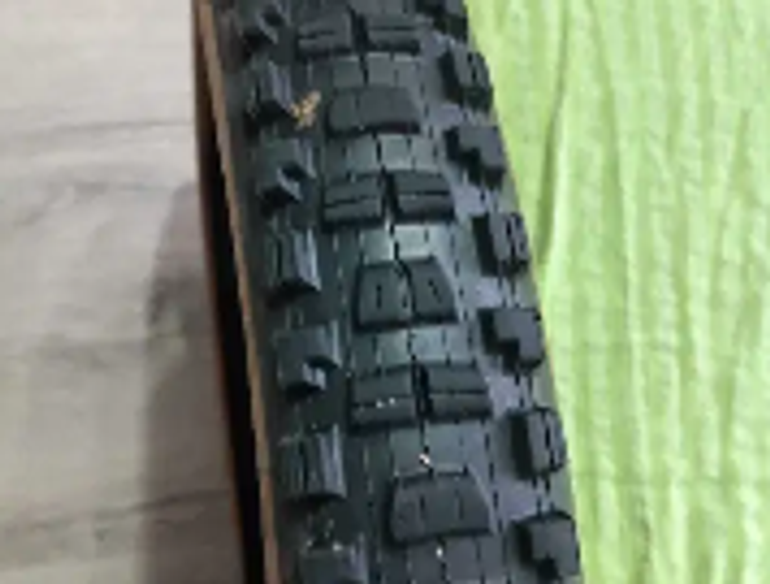 Used Maxxis Tyers Set Assegai + DHR II 29, 27.5 2024 bike — image 5 of 7
