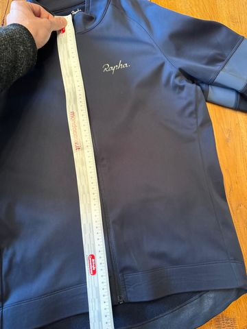 Tweedehands Rapha Giacca invernale da uomo CORE bike — afbeelding 7 van 8