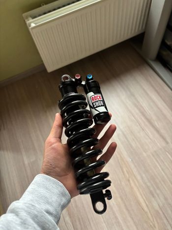 RockShox, Vivid RC2