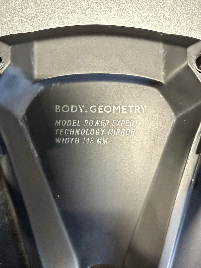 Used Specialized Power Expert with Mirror Saddle 2025 bike — image 3 of 3