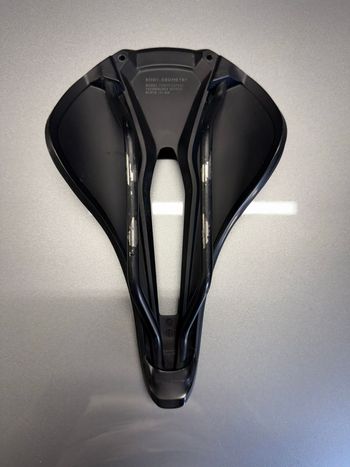 Used Specialized Power Expert with Mirror Saddle 2025 bike — image 2 of 3