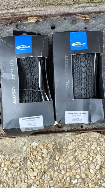 Brugt Schwalbe Marathon AllMotion 28"X2.0 bike — billede 1 af 3