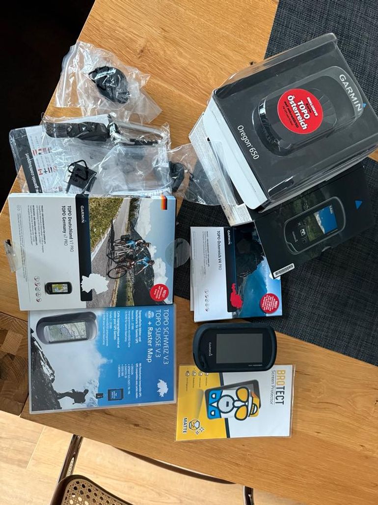 Used Garmin Oregon 650 bike — image 1 of 5