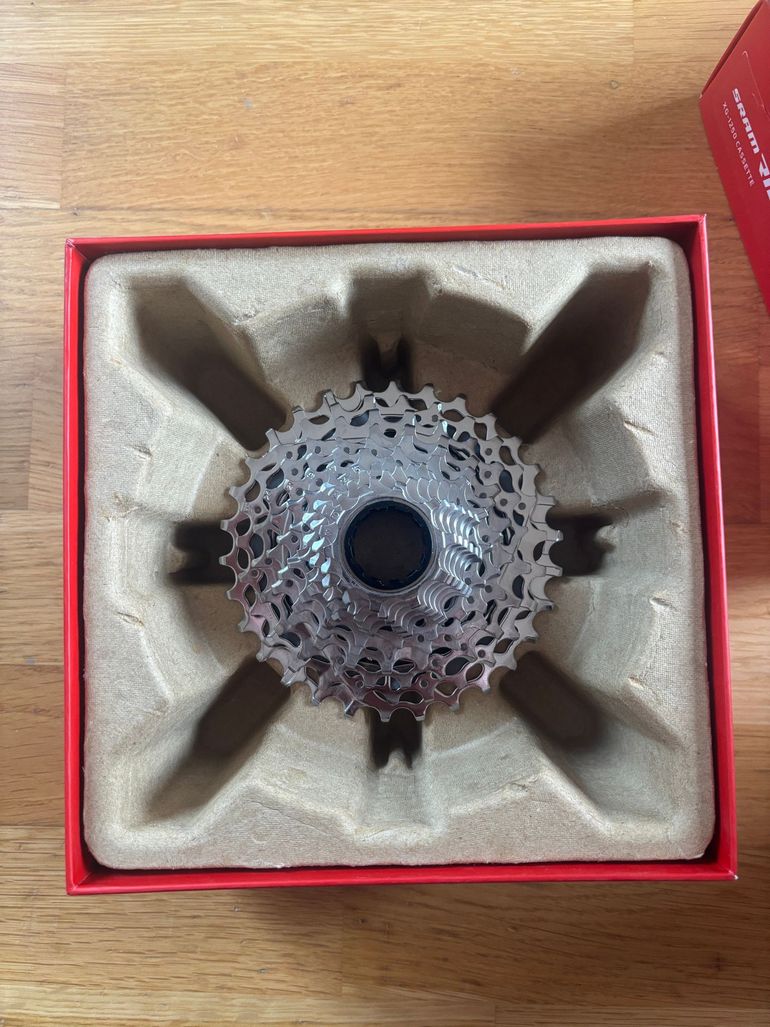 Used Sram Rival XG-1250 10-30T bike — image 3 of 3