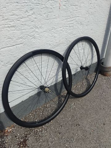 Airstreeem Carbon Laufradsatz Wheels usato