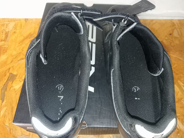 Used BRN SCM 11 MTB Shoes bike — image 2 of 5
