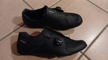 Used Shimano SH-RC300 Road Cycling Shoes 2025 bike — image 2 of 3