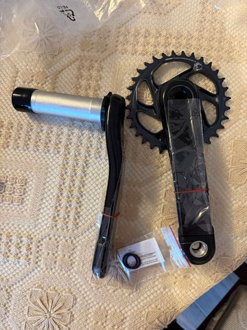 Brugt Sram XX1 Eagle DUB Carbon Crankset 2022 Drivetrain & Pedals