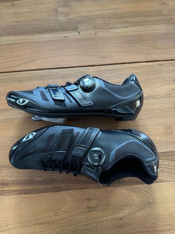 Used Giro Sentrie Techlace - Size 44 bike — image 2 of 4