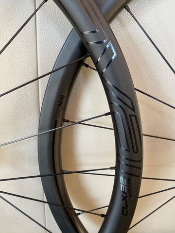 Used Roval Rapide CLX 32 boyaux bike — image 4 of 6