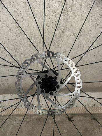 Used Giant PR2 Disc Wheelset 2024 bike — image 3 of 3