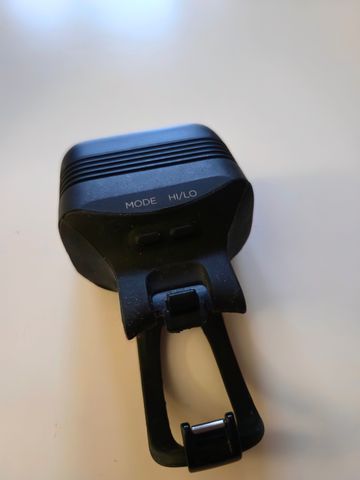 Used Knog Blinder Road 600 bike — image 4 of 5