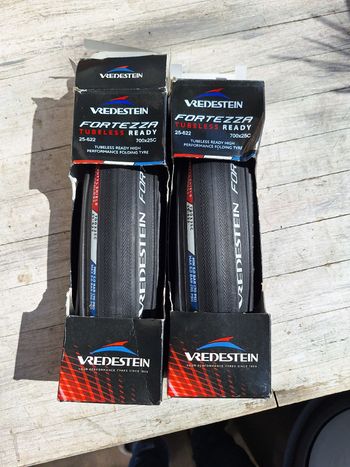 Used VREDESTEIN Paires de pneus route tubeless 2025 bike