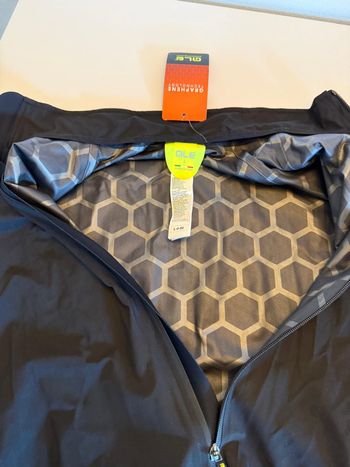 Used Ale cycling Mantellina Klimatik Guscio Graphene Nera Tg. L 2026 bike — image 3 of 4