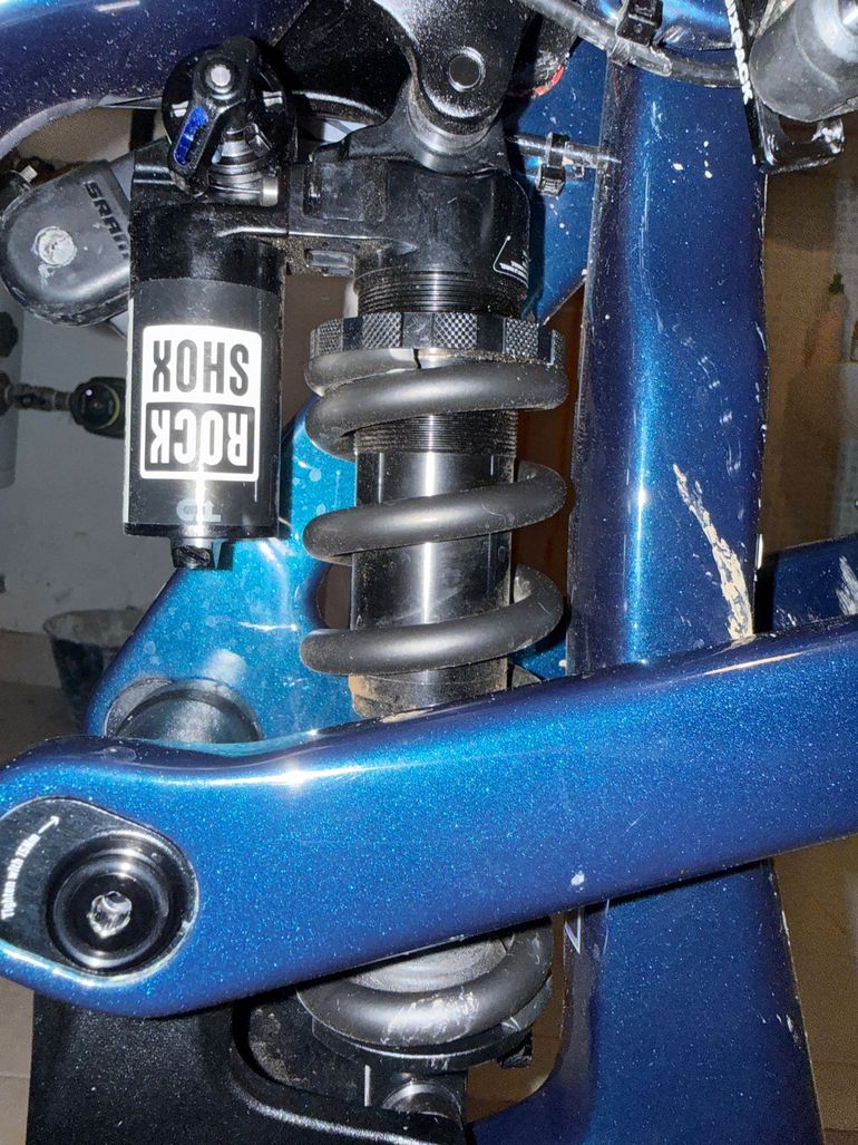 Used RockShox vivid coil ultimate 2025 bike — image 1 of 3