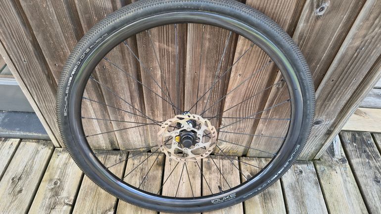Used Duke World Runner Carbon 27R 2024 bike — image 11 of 12