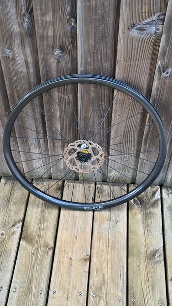 Used Duke World Runner Carbon 27R 2024 bike — image 7 of 12