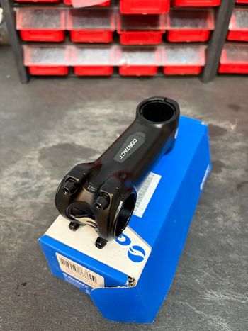Giant, Contact OD2 Stem 100mm 8grados