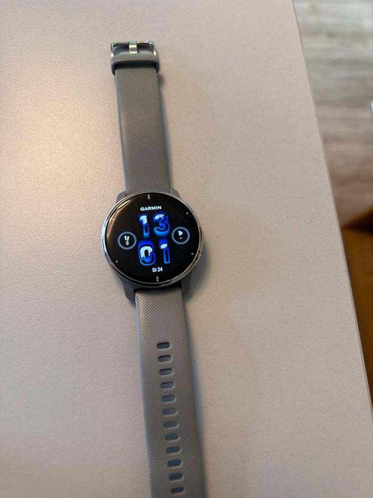 Used Garmin Venu2 Plus bike — image 2 of 3