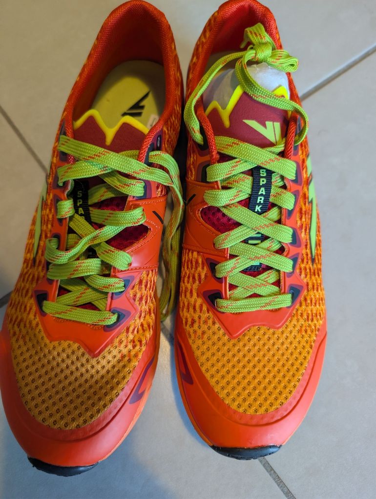 Used Spark R&D Sparks Trail Running Shoes bike — image 1 of 4