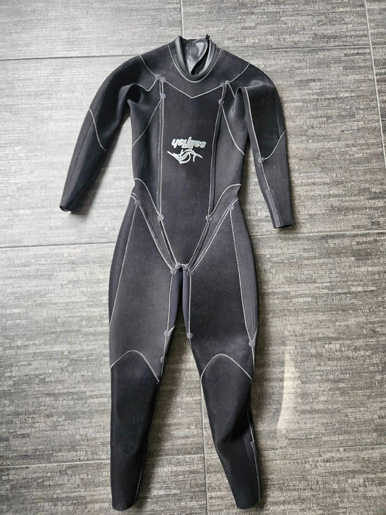 Used Sailfish Ultimate IPS Plus 3 Wetsuit bike — image 4 of 6