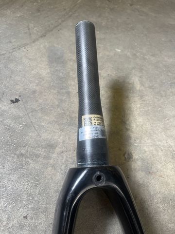 Pinarello F8 Fork bike usato — immagine 3 di 4