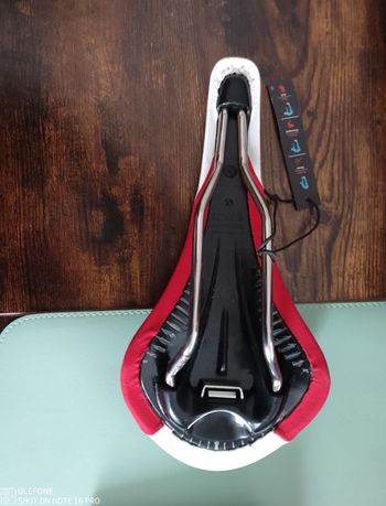 Used Fizik gobi xm bike — image 2 of 3