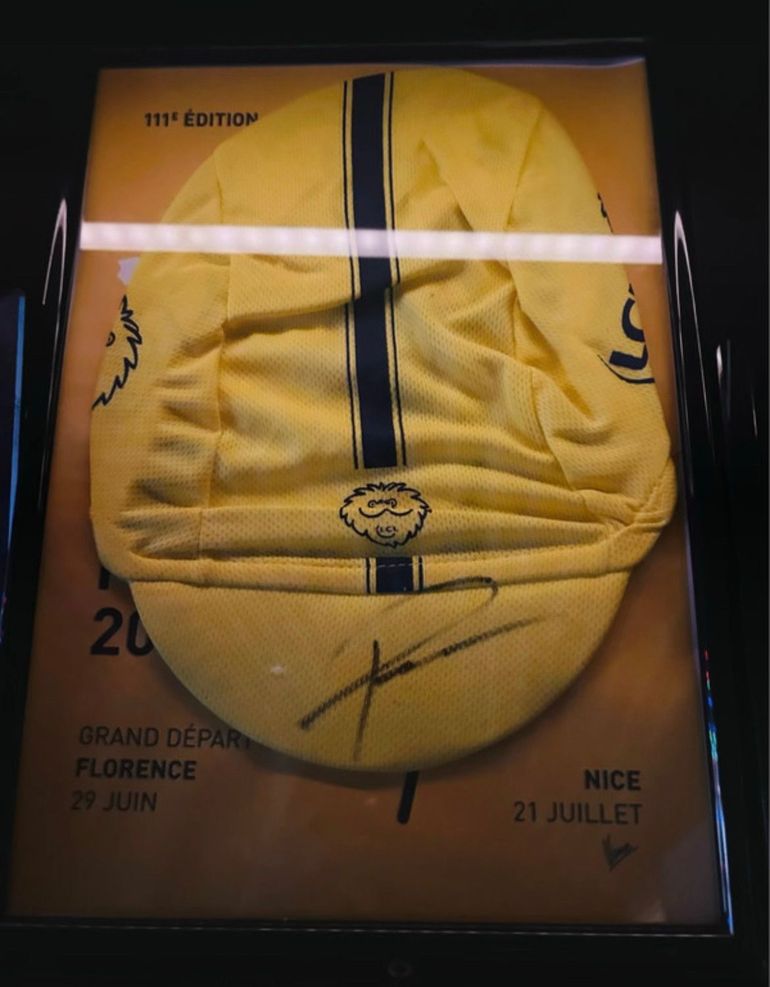 Used Story Cappellino ufficiale Tour de France , originale e autografato da Tadej Pogačar 2024 bike — image 7 of 7