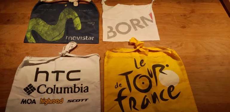 Used Tour de France / Movistar / HTC Columbia / Born Musette / Verpflegungsbeutel bike — image 1 of 2