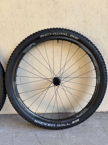 Used Scope O2.D Carbon 29’ Disc Boost 2024 bike — image 3 of 13