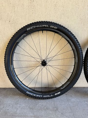 Used Scope O2.D Carbon 29’ Disc Boost 2024 bike — image 2 of 13