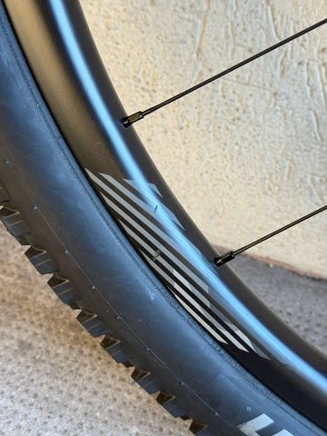 Used Scope O2.D Carbon 29’ Disc Boost 2024 bike — image 9 of 13
