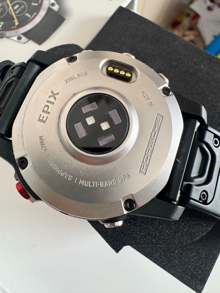 Used Garmin Epix 2 Smartwatch 2022 bike — image 7 of 11