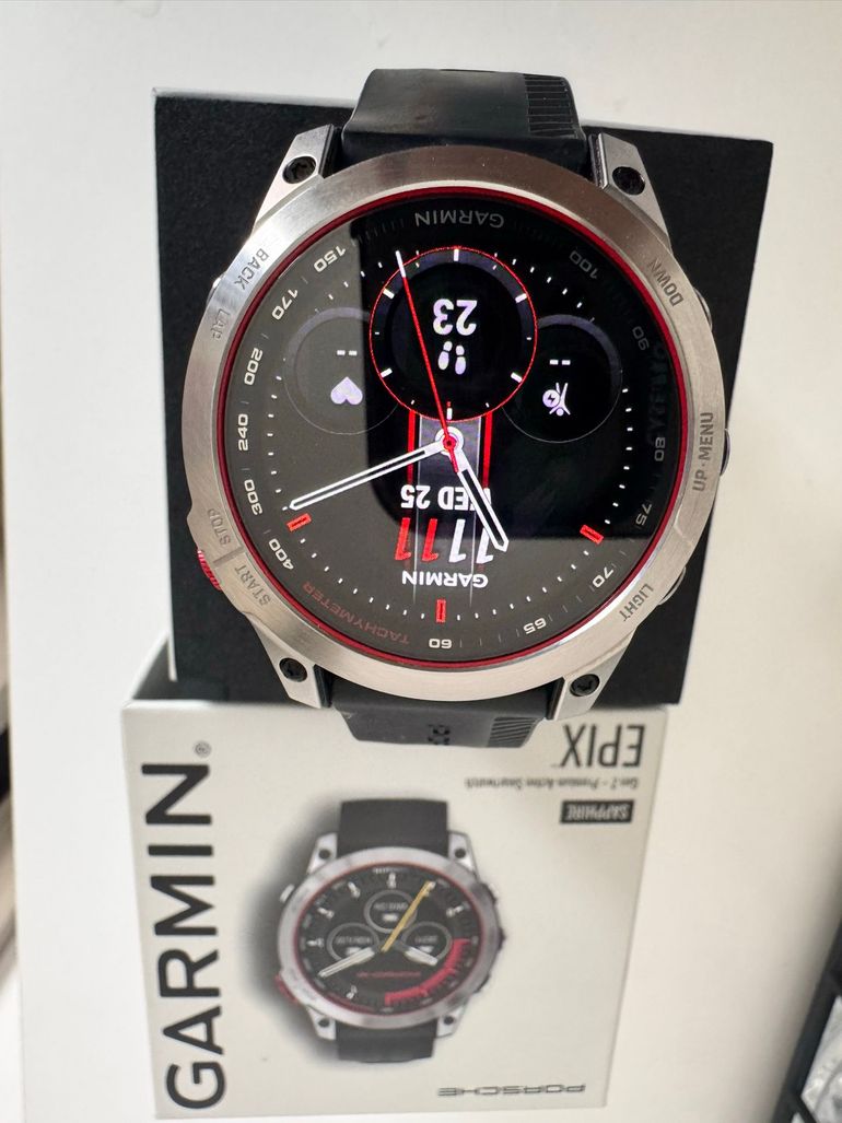 Used Garmin Epix 2 Smartwatch 2022 bike — image 8 of 11