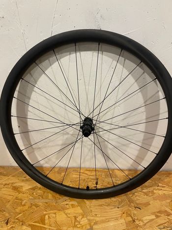 Used Deerobust Carbone 35mm Gravel 2025 bike — image 7 of 7
