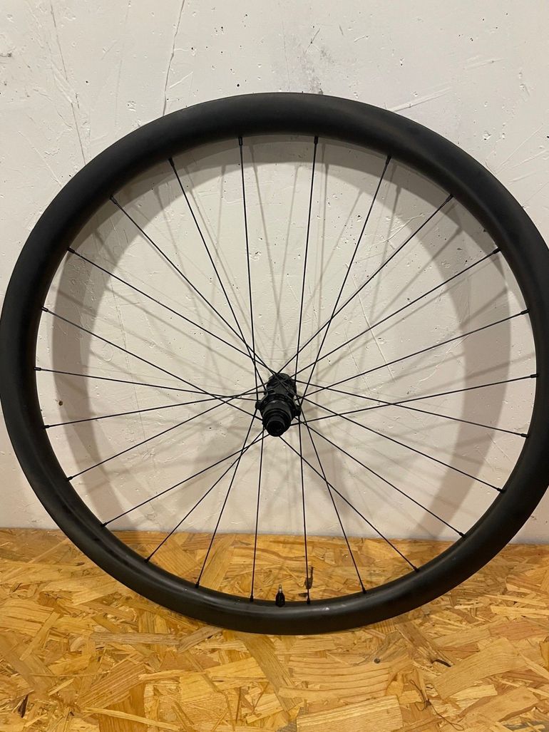 Used Deerobust Carbone 35mm Gravel 2025 bike — image 7 of 7