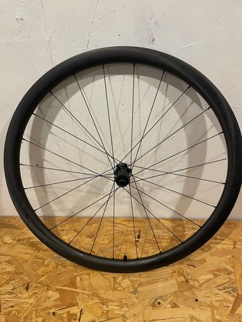 Used Deerobust Carbone 35mm Gravel 2025 bike — image 6 of 7