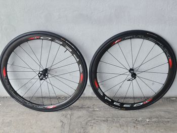 Used Fulcrum Cerchi bike — image 1 of 5