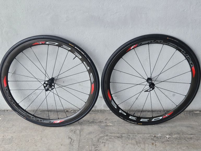 Used Fulcrum Cerchi bike — image 1 of 5