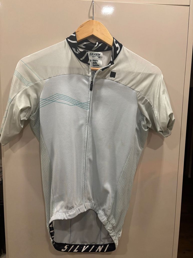 Used A2B Jersey bike — image 1 of 5