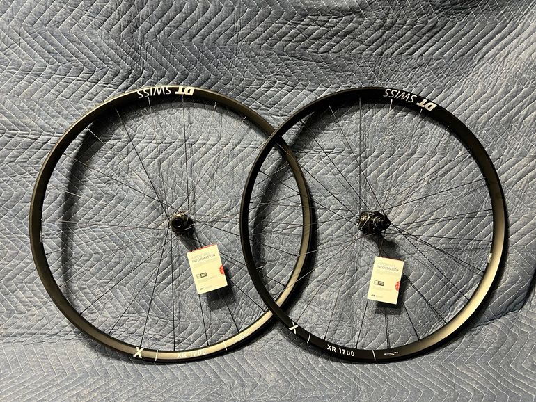 Used Dt Swiss XR 1700 Spline 2026 bike — image 1 of 7