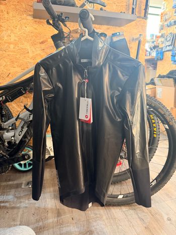 Castelli, Gabba R
