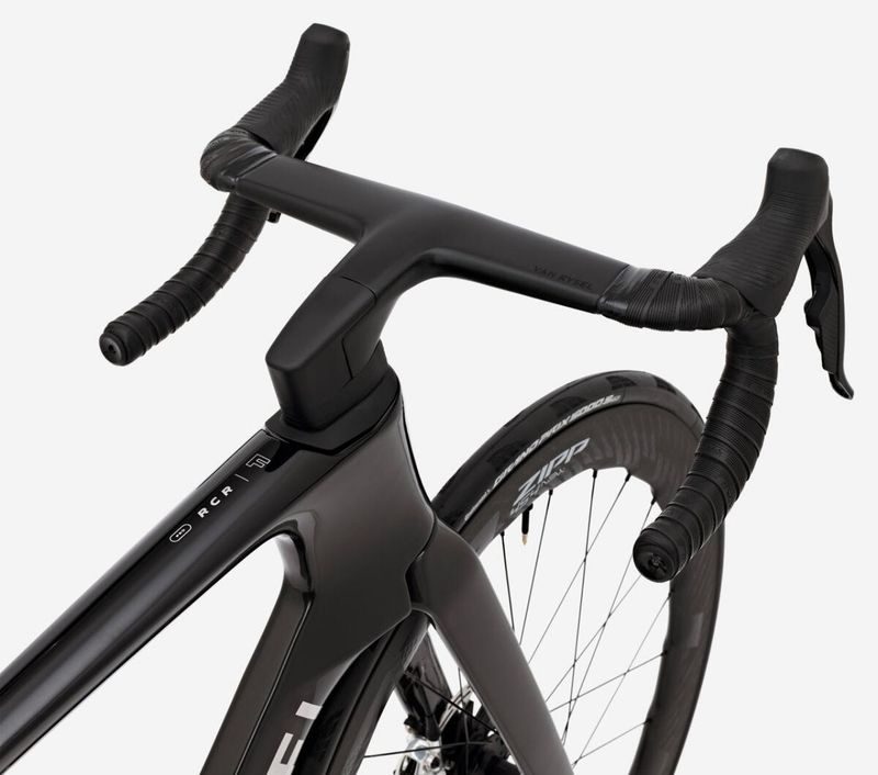 Brugt Van Rysel handlebar manufactured by Deda Engineering for RCR-F 420 mm 90 mm 2026 Cockpit
