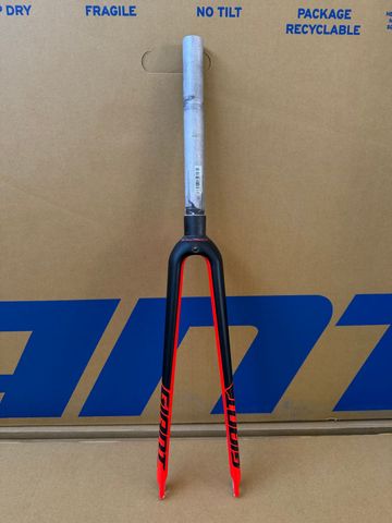 Używany Giant Forcella TCR rim brake 2018 Fork