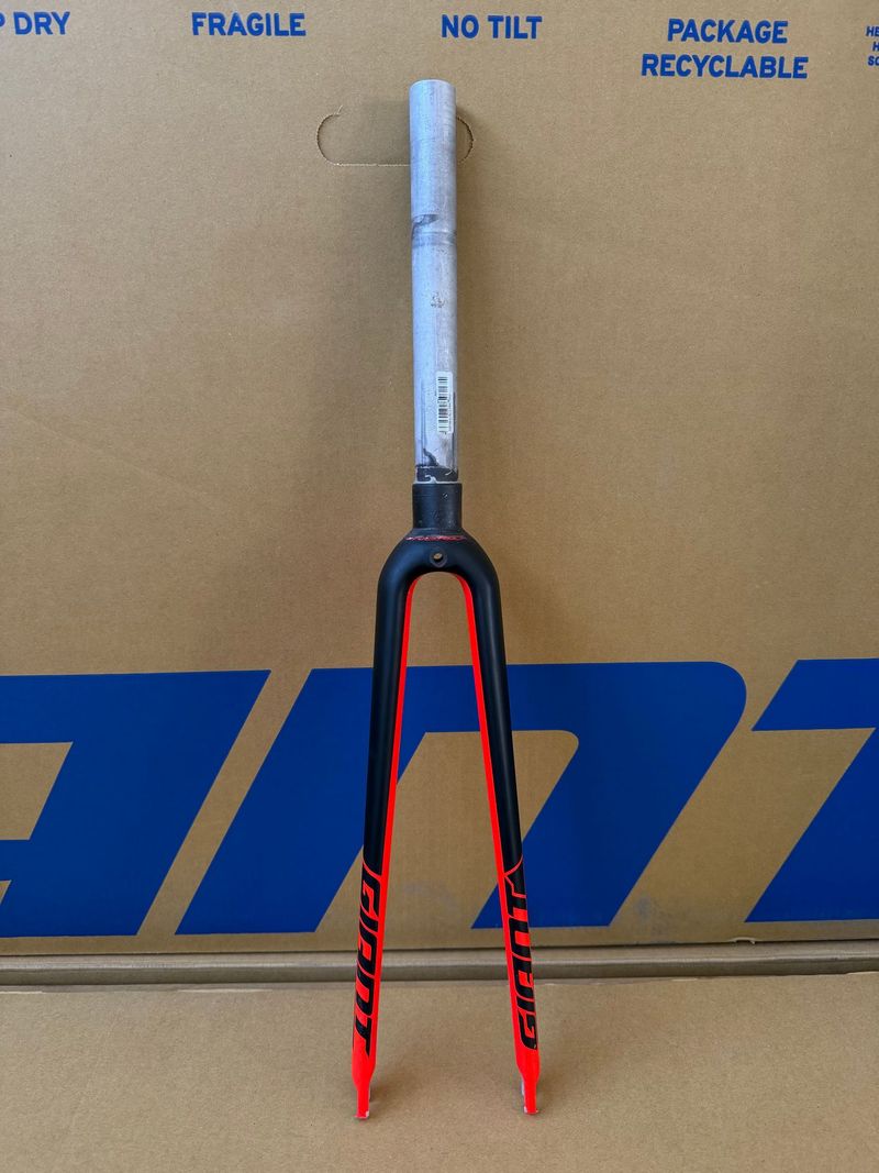 Used Giant Forcella TCR rim brake 2018 Fork