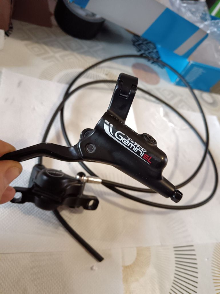 Used Tektro Hydro Disc Brakes 2023 bike — image 6 of 8
