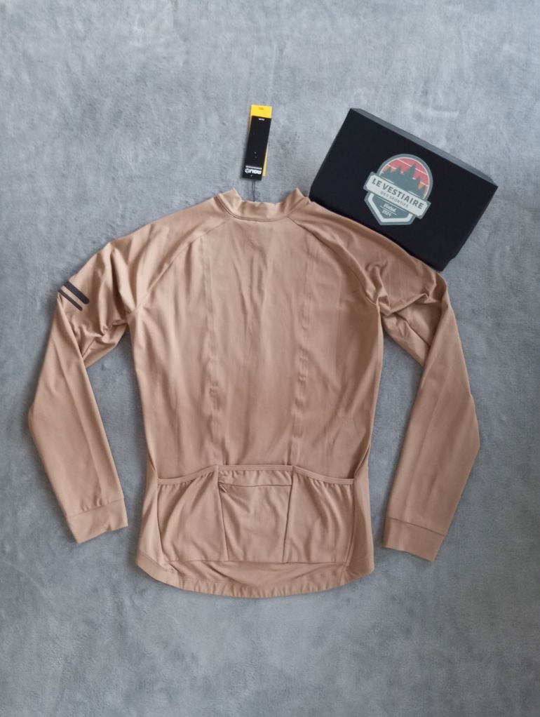 Used AGU Solid Jersey Performance Femme Taille L bike — image 3 of 6