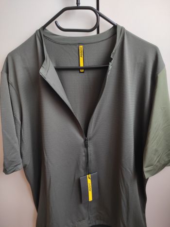 Used Mavic Essential Short Sleeves Cycle Jersey Size XXL Army Green / Olive bike — image 5 of 12