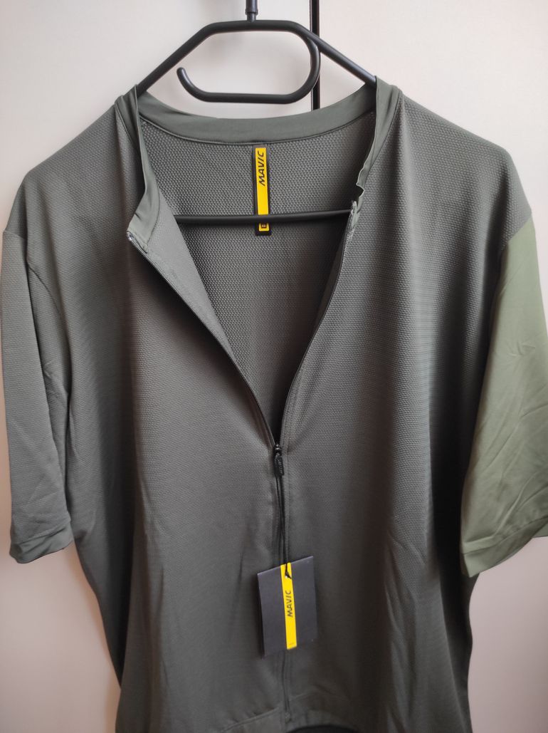 Used Mavic Essential Short Sleeves Cycle Jersey Size XXL Army Green / Olive bike — image 5 of 12
